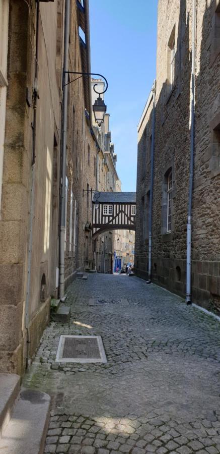 Appartamento Les Vieux Remparts Saint-Malo Esterno foto